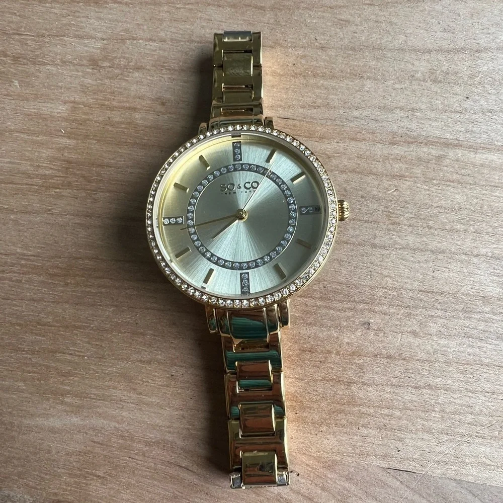 So&CO ladies gold tone crystal watch NEW BATTERY